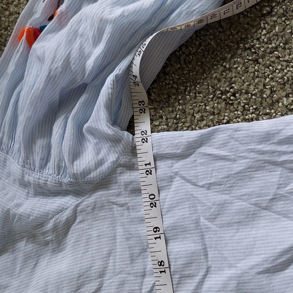 H&M Asymmetrically Embroidered Poet Blouse - Picture 11 of 13